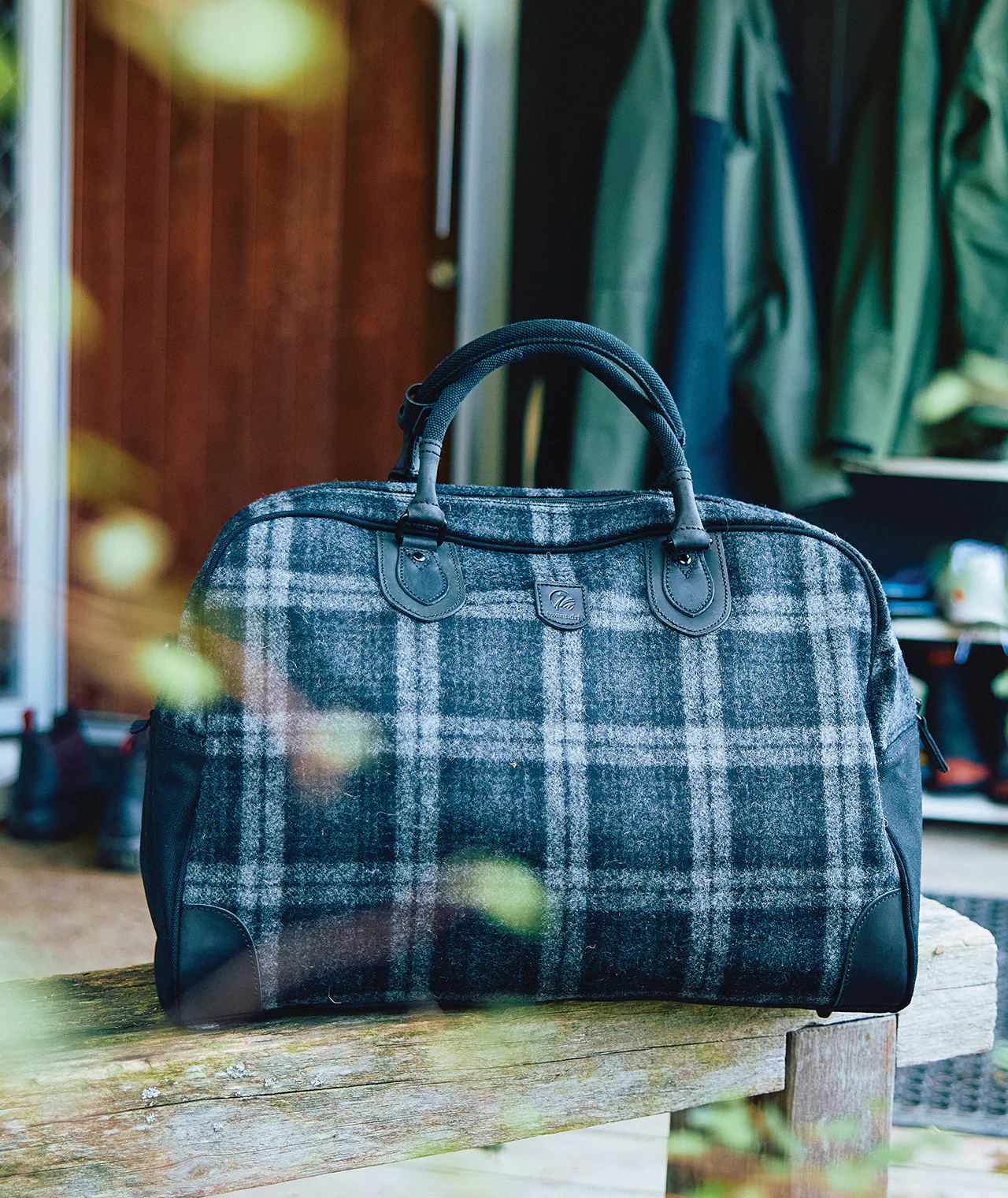 Kingston Weekender Bag - Image 2