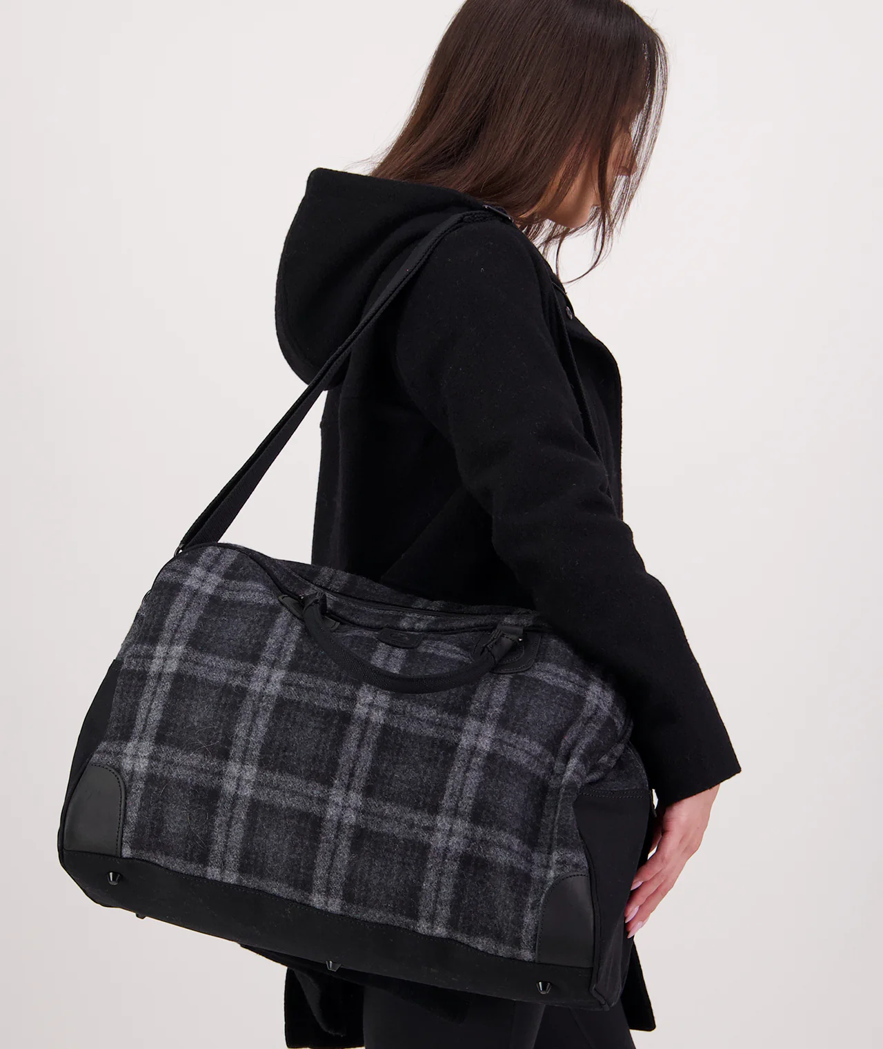 Kingston Weekender Bag - Image 4