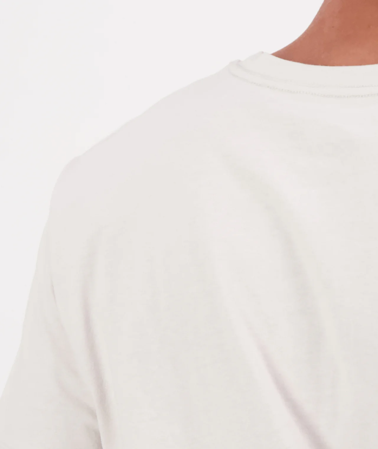 Men's Original V2 T-Shirt - Image 3