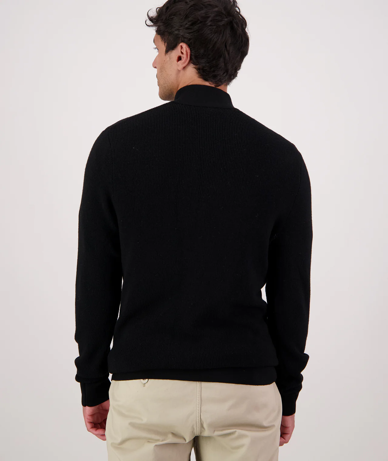 Men's Otahu River V2 Quarter Zip - Image 3