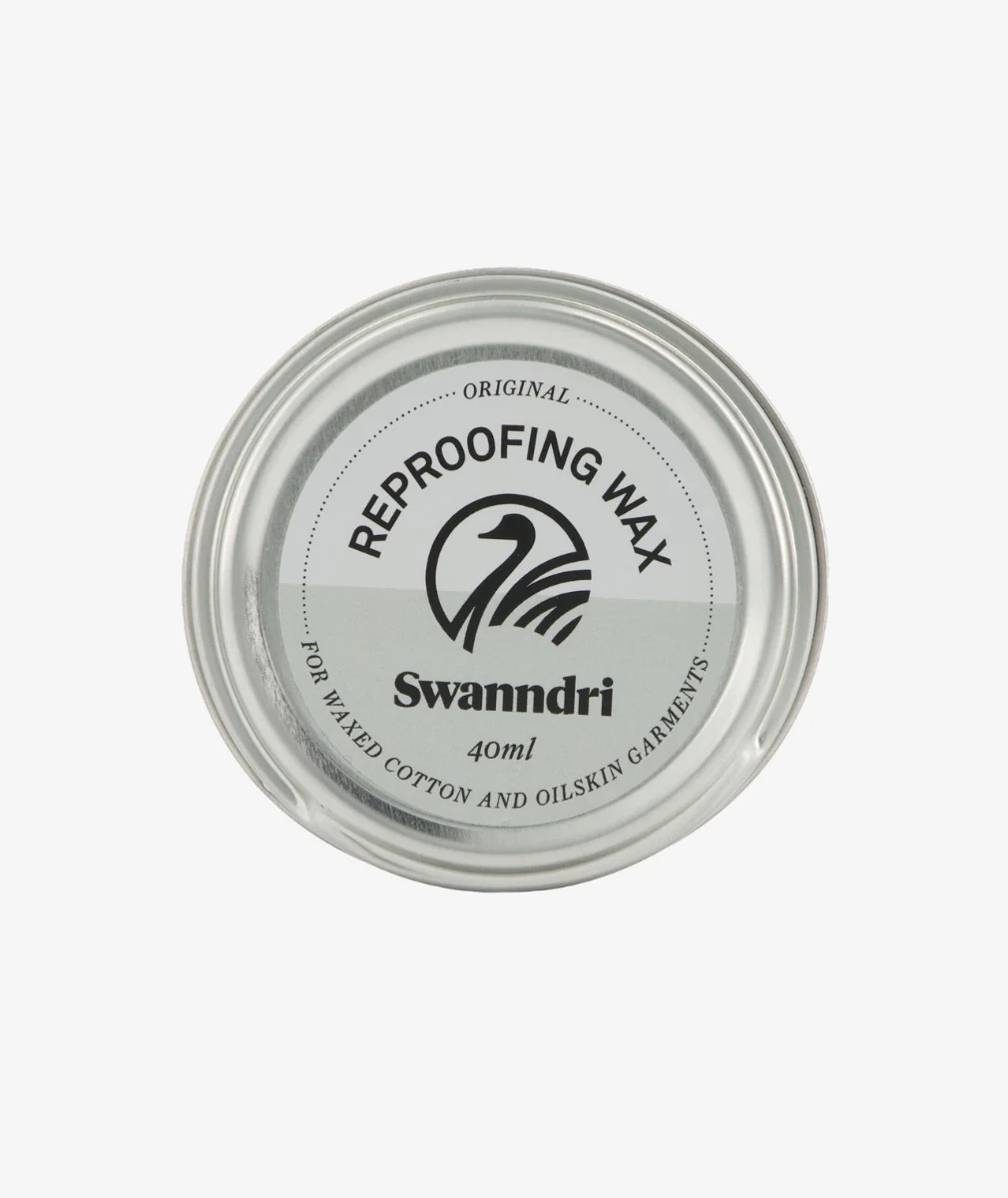 Wax Tin for Re-proofing Oilskin Vests and Jackets - Image 3
