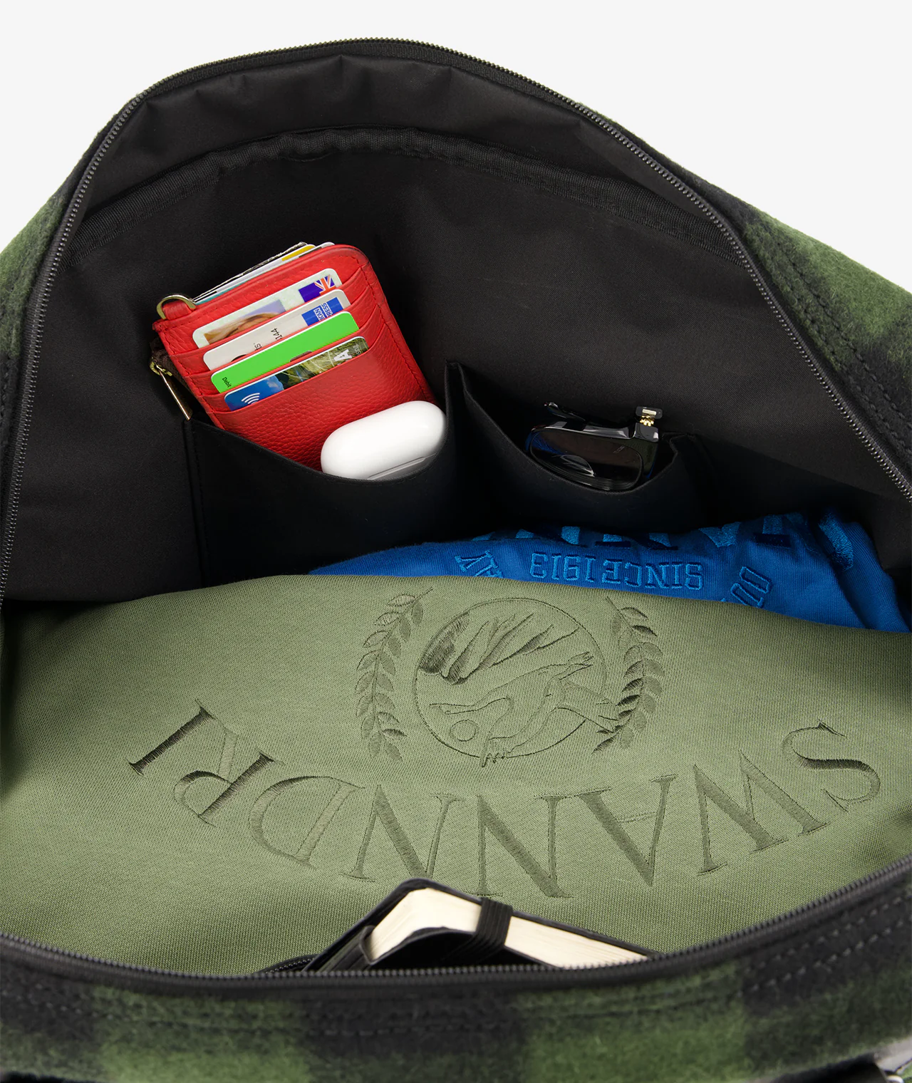 Kingston Weekender Bag - Image 6