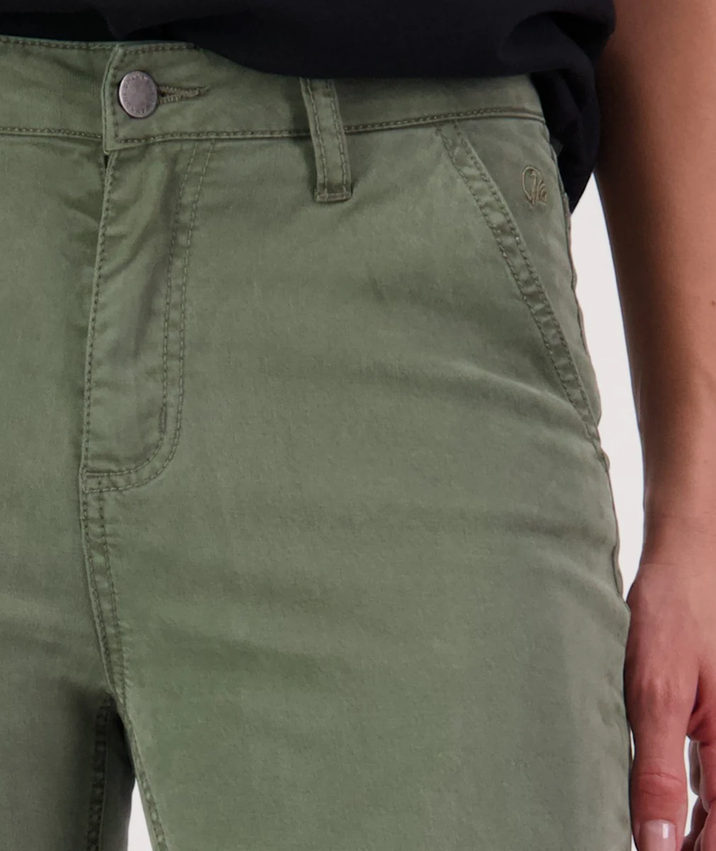 Women's Evelyn Skinny Pant - Image 4