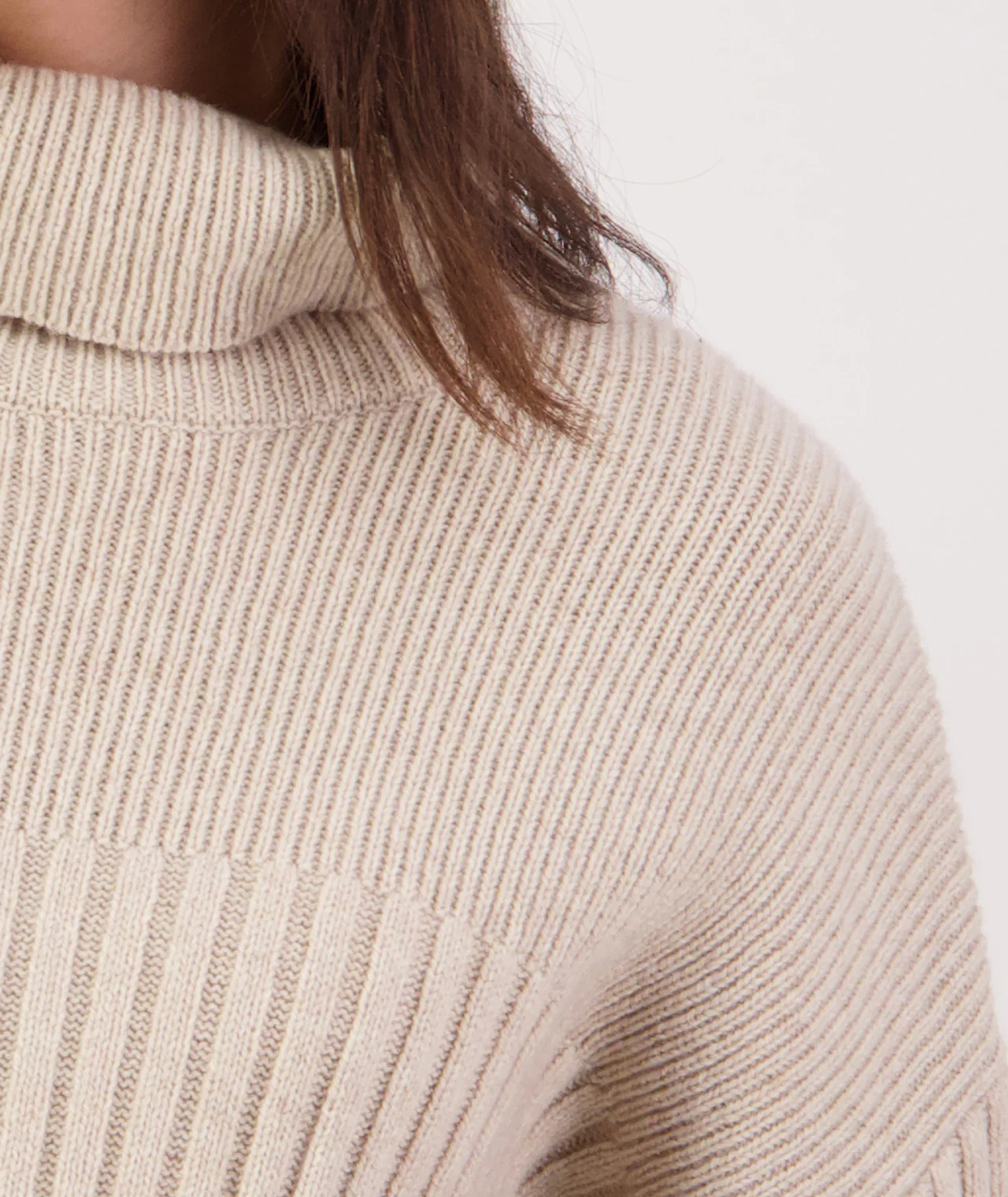 Women's Lillian Rib Roll Neck - Image 5