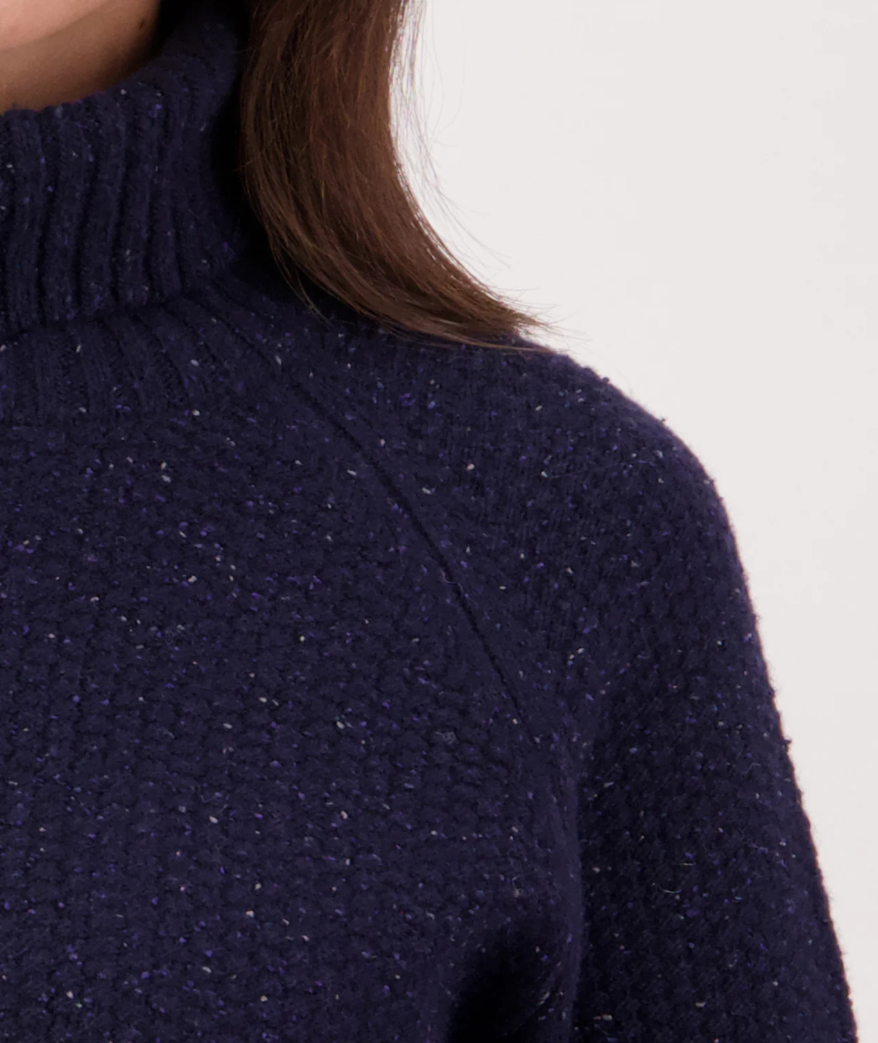 Women's Lyttelton V2 Roll Neck Jumper - Image 4