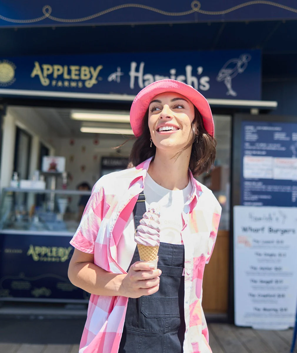 Women's Manaia Short Sleeve Shirt - Image 10