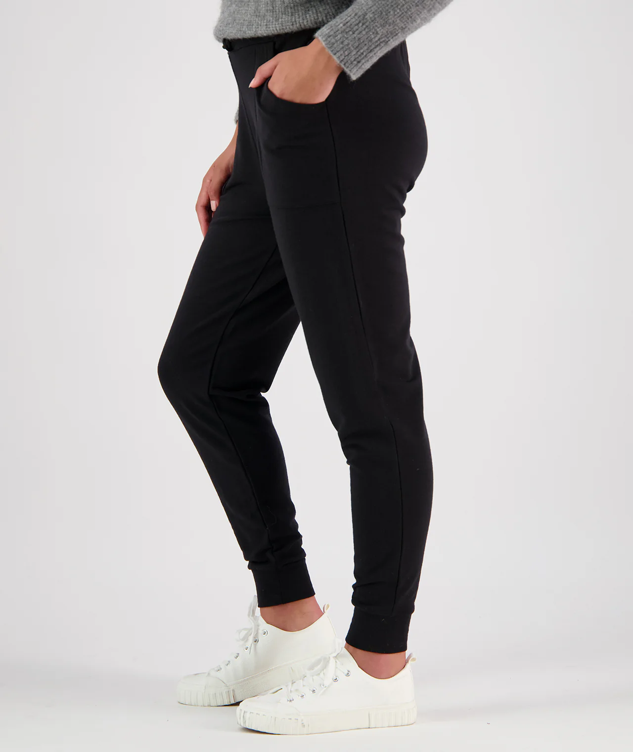 Women's Red Beach V3 Merino Jogger - Image 3