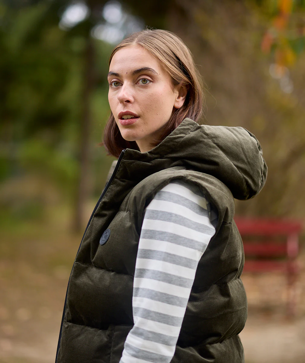 Women's Summit Corduroy Insulated Vest - Image 15